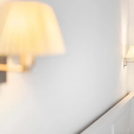 Ronda 193 Junto A Hospitales Y Cerca Centro Con Parking Gratis Apartamento