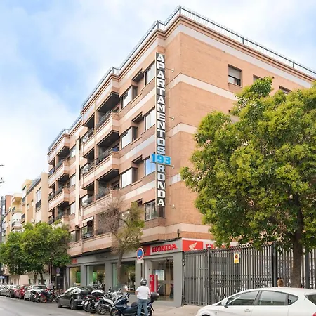 Ronda 193 Junto A Hospitales Y Cerca Centro Con Parking Gratis Apartamento Granada
